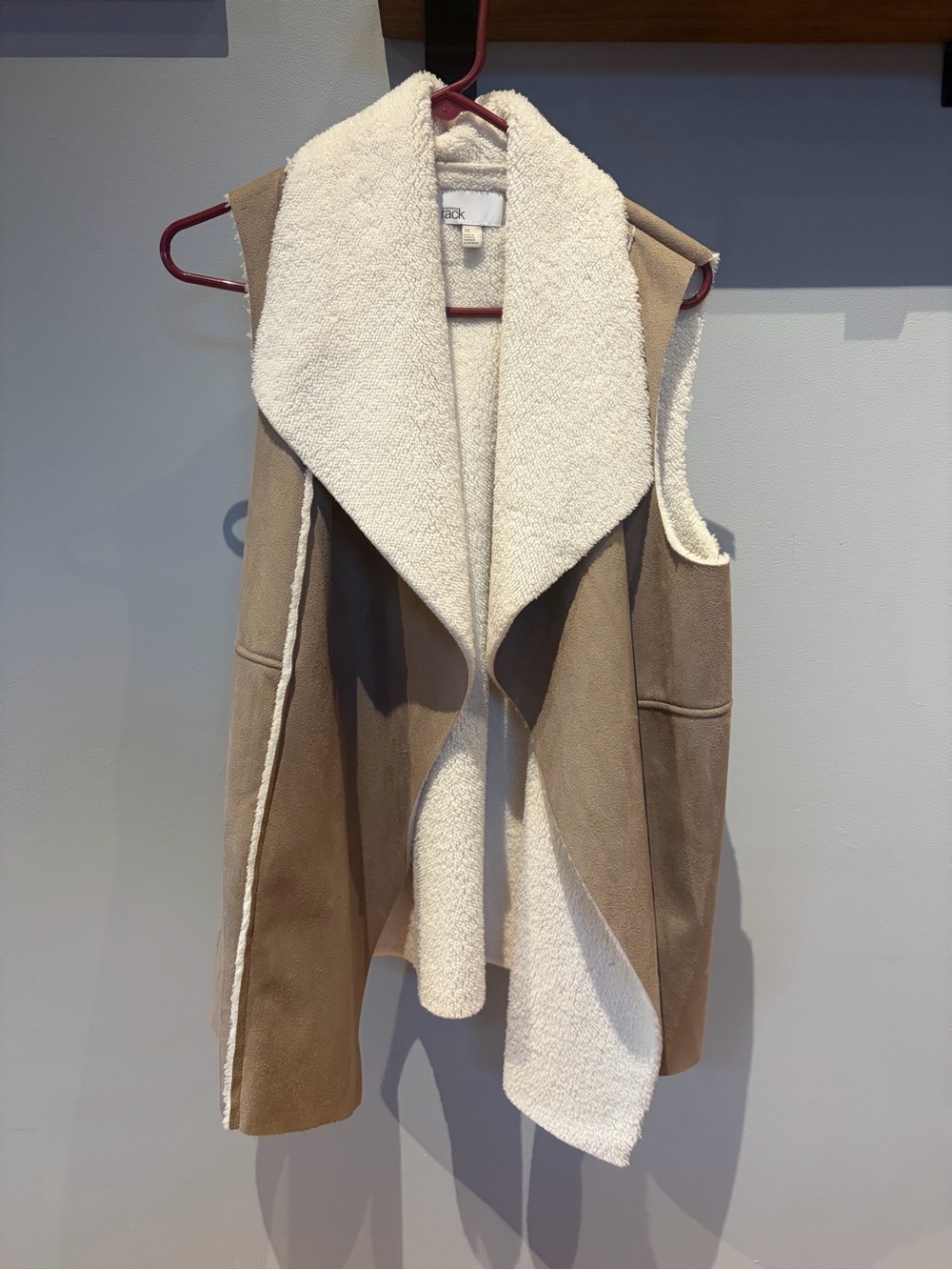 Nordstrom Rack Women’s Faux-Suede Sherpa Vest - Taupe/Cream